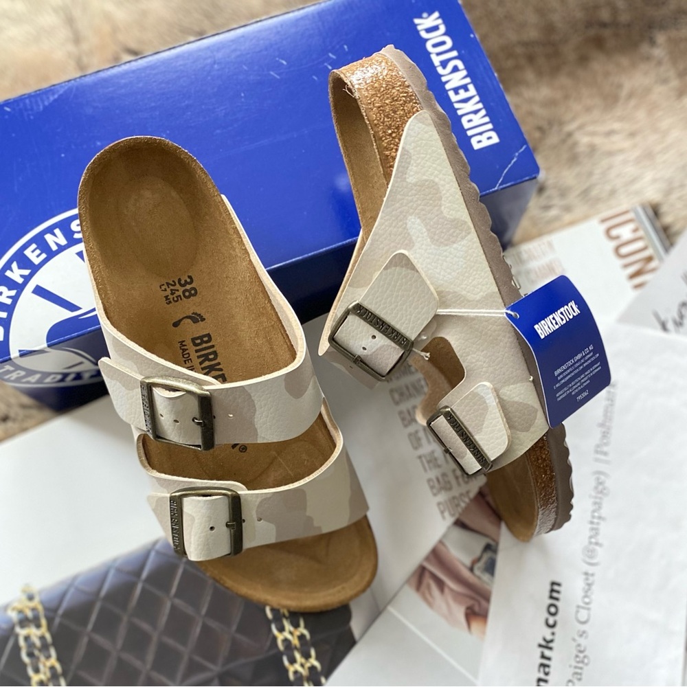 Birkenstock Arizona Sandals - Picture 13 of 13
